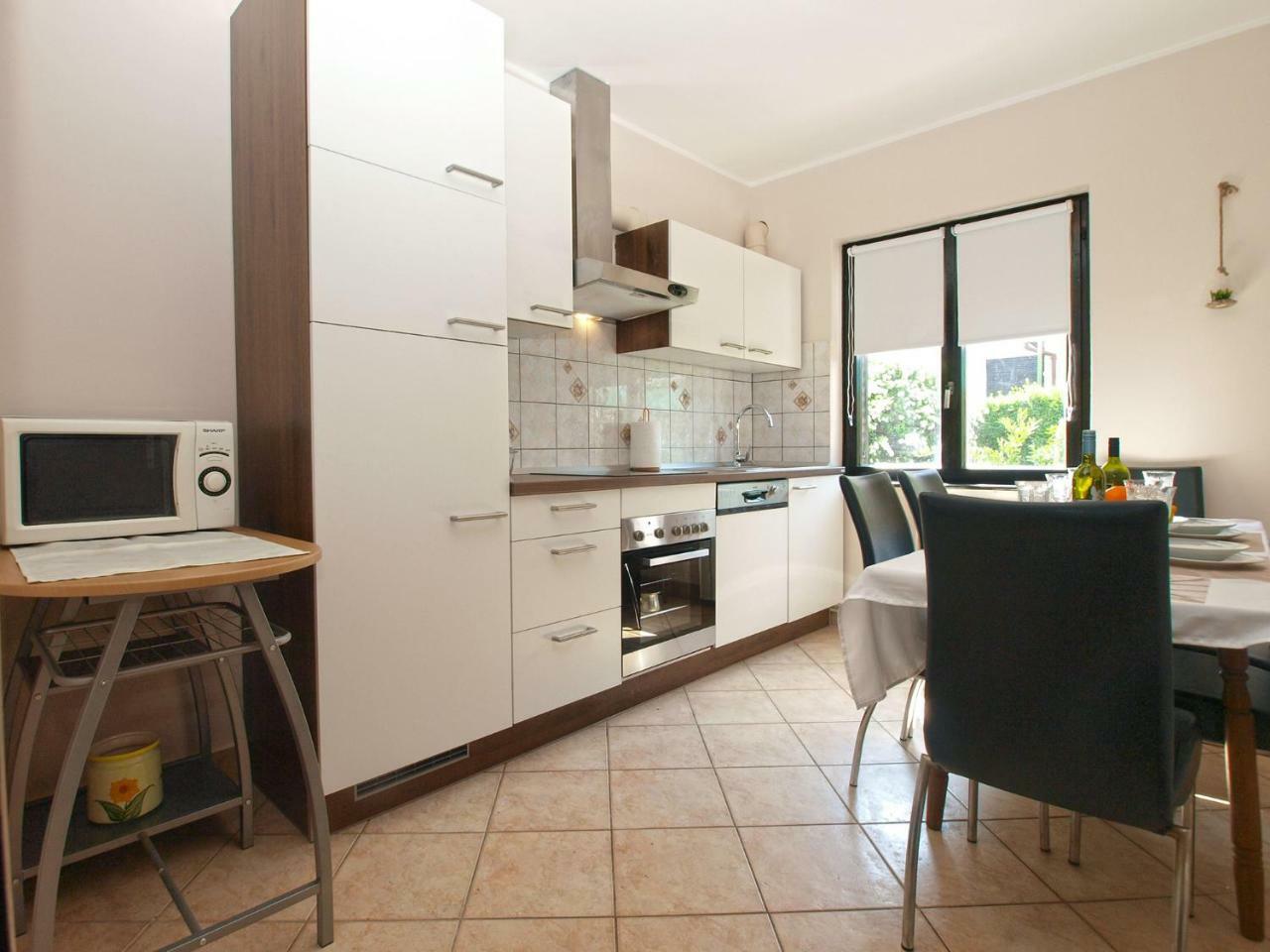 Apartment Nadia 1844 Pula Exterior photo