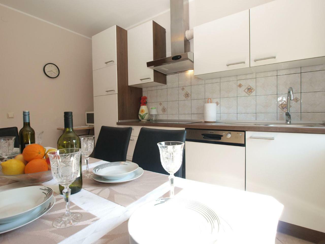 Apartment Nadia 1844 Pula Exterior photo